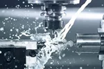 چطور تشخیص دهیم یک قطعه صنعتی با تراش CNC یا فرز CNC ساخته شده است؟ راهنمای شناسایی فرآیند ماشینکاری قطعات فلزی و صنعتی